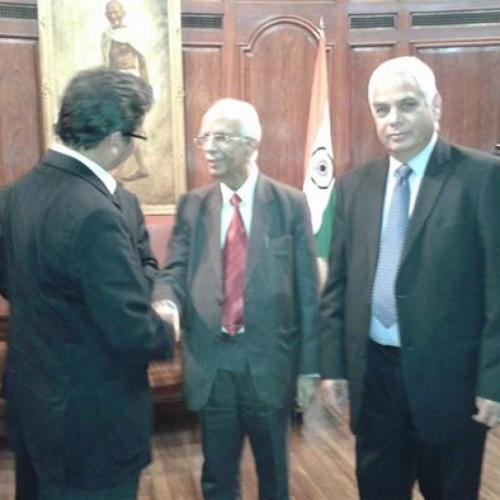 Fahim-Akhter-with-Governer-of-West-Bengol-Keshari-Nath-Tripathi-at-Indian-High-CommissionLondonUK.-1024x1024