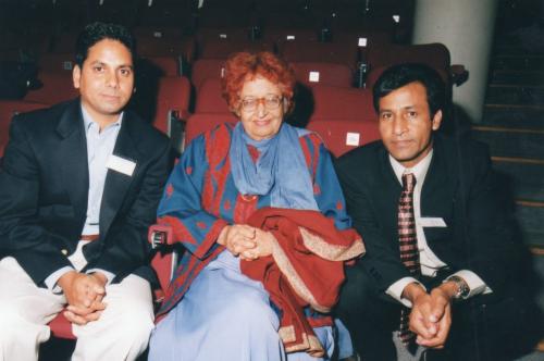 Fahim-Akhter-with-Qurrtulain-Haider-Parvez-Muzaffar-Poet-1024x679