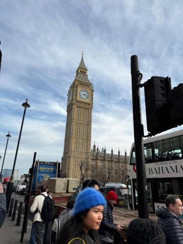 WhatsApp-Image-2024-11-21-at-9.57.35-PM-2